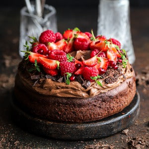 Decadent Vegan Cakes: 60 Plant-Based Recipes for Layer Cakes, Sheet Cakes, Cupcakes and More - MPHOnline.com