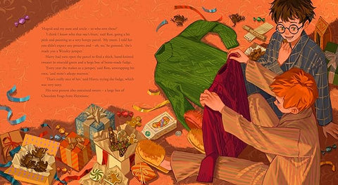 Harry Potter Christmas at Hogwarts ( A joyfully illustrated gift book featuring text from ‘Harry Potter and the Philosopher’s Stone’) - MPHOnline.com