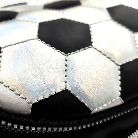 LOTTIE & BO Lunch Bag - Football Fever - MPHOnline.com